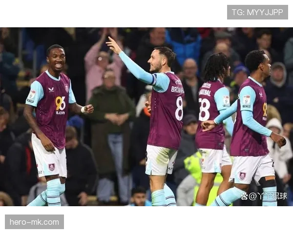 伯恩利中场球员状态回暖,助队取得本赛季重要胜利 伯恩利中场球员状态回暖,助队取得本赛季重要胜利